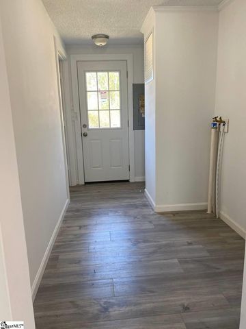 521 Park Street, Inman, SC 29349