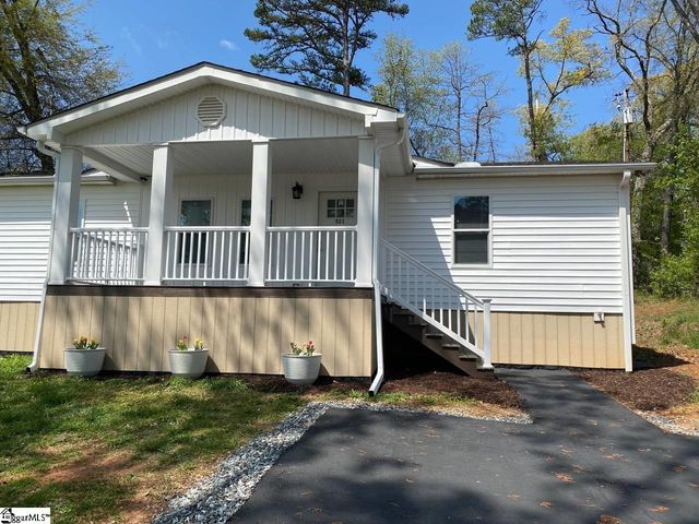 521 Park Street, Inman, SC 29349