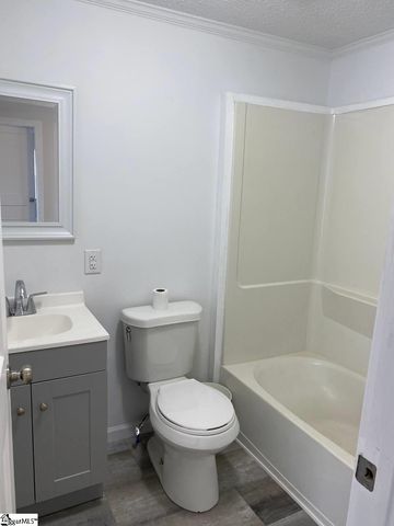 521 Park Street, Inman, SC 29349