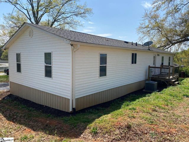 521 Park Street, Inman, SC 29349