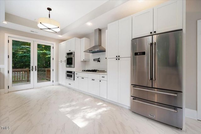 6300 Swallow Cove Lane, Raleigh, NC 27614