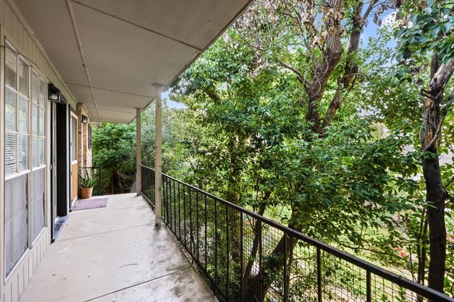 2012 Brun Street E, Houston, TX 77019