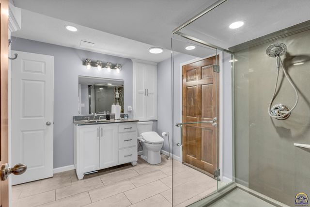 6250 SW 21st Ter, Topeka, KS 66610