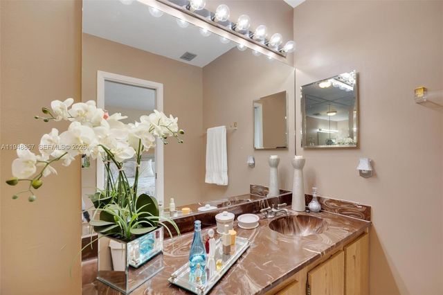 11769 SW 91st Ter, Miami, FL 33186