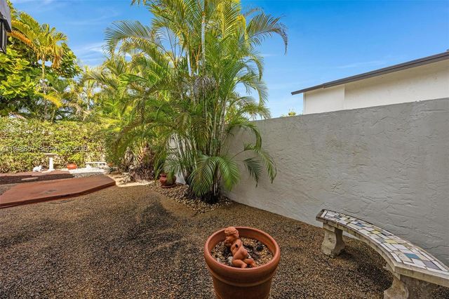 11769 SW 91st Ter, Miami, FL 33186