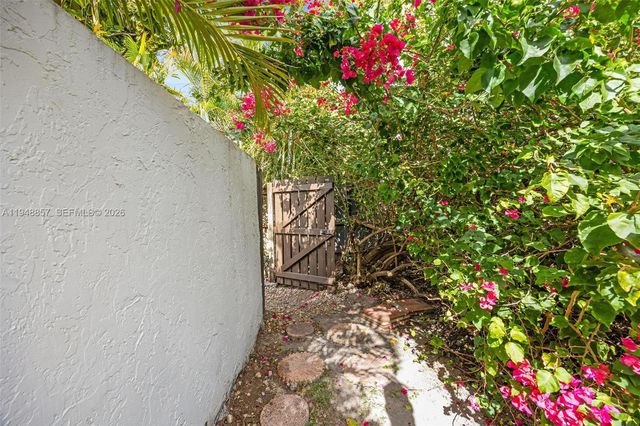 11769 SW 91st Ter, Miami, FL 33186