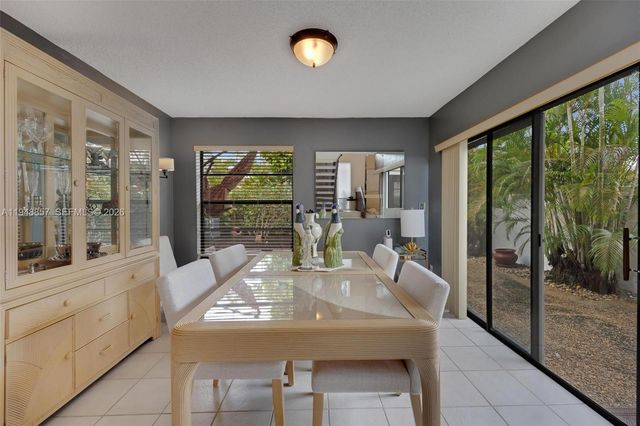 11769 SW 91st Ter, Miami, FL 33186