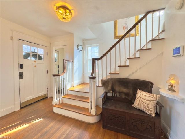 16 Dahlgren AVE, Portsmouth, VA 23702