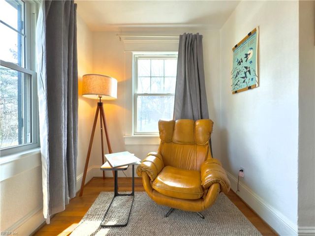 16 Dahlgren AVE, Portsmouth, VA 23702