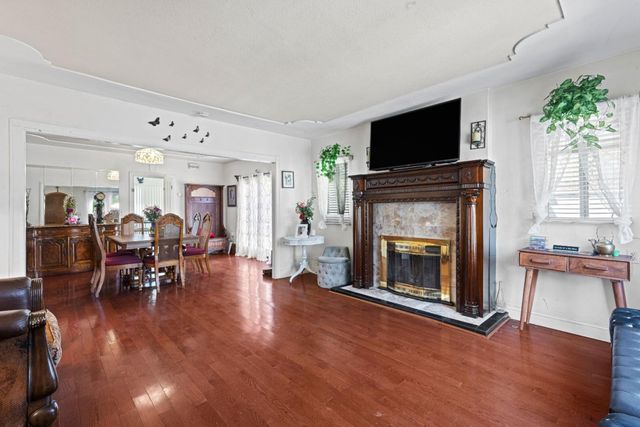 124 E Humboldt Street, San Jose, CA 95112