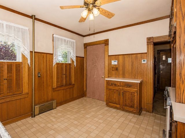466 East Main Street, Chicopee, MA 01020