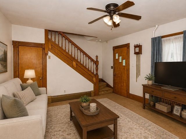 466 East Main Street, Chicopee, MA 01020