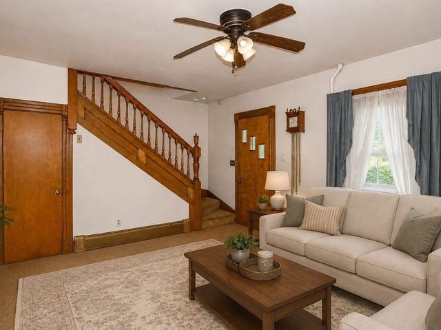 466 East Main Street, Chicopee, MA 01020
