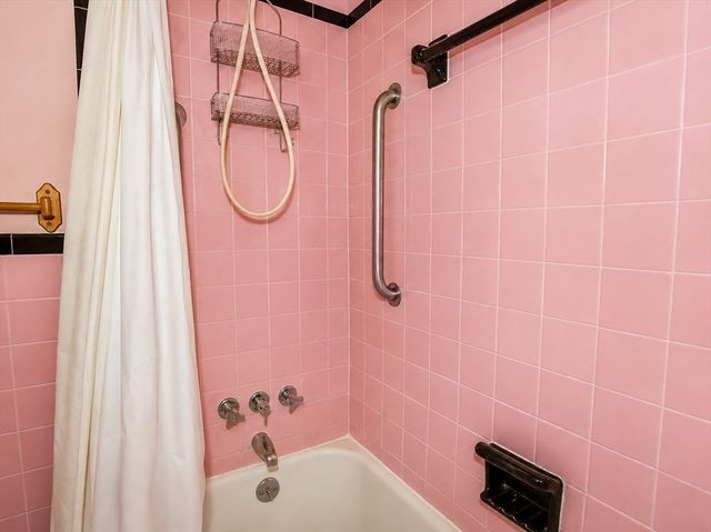 466 East Main Street, Chicopee, MA 01020