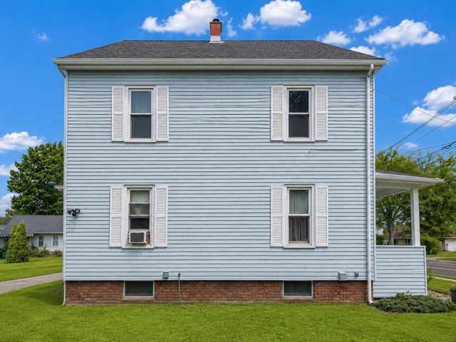 466 East Main Street, Chicopee, MA 01020