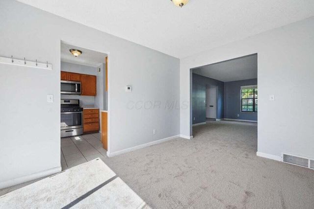 6164 Stornoway Drive S, 6164, Columbus, OH 43213
