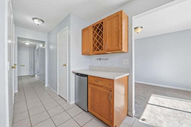 6164 Stornoway Drive S, 6164, Columbus, OH 43213