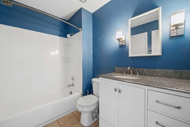 6164 Stornoway Drive S, 6164, Columbus, OH 43213