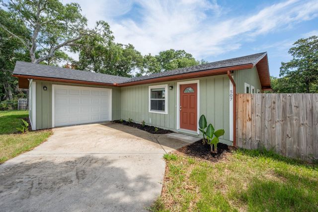 507 Gentian Road - POOL HOME, St Augustine, FL 32086