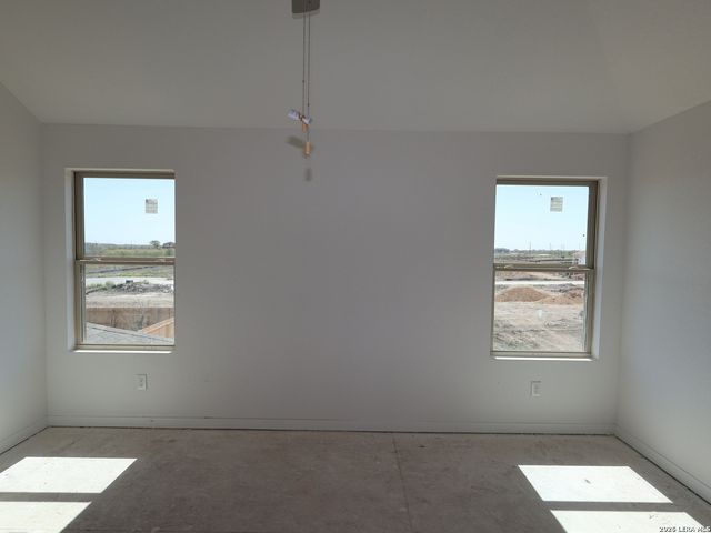 10438 White Hart Lane, Converse, TX 78109