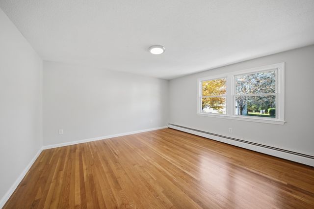 4 Greenleaf 4C, Merrimac, MA 01860