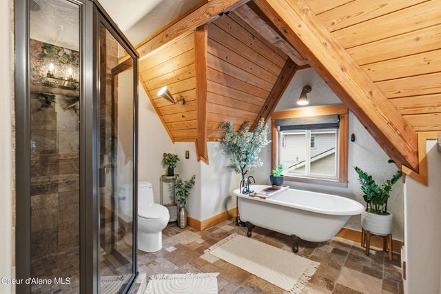 6246 W Ebbtide Dr, Coeur D'alene, ID 83814