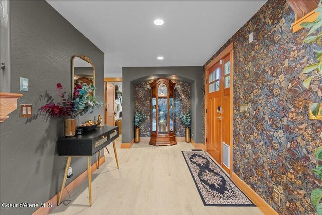 6246 W Ebbtide Dr, Coeur D'alene, ID 83814