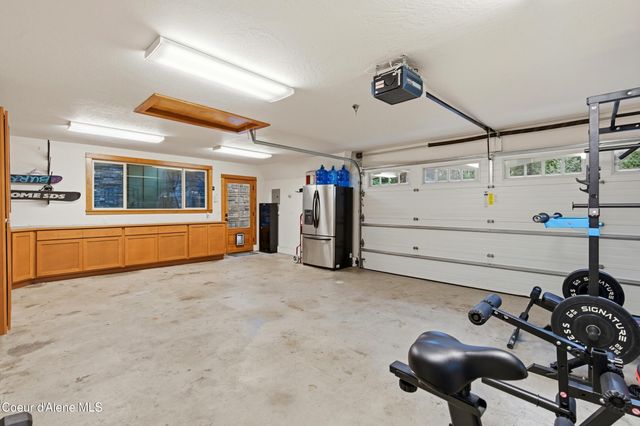 6246 W Ebbtide Dr, Coeur D'alene, ID 83814