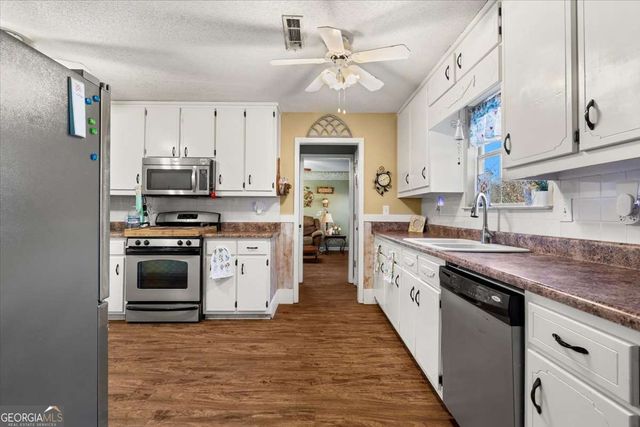 320 Mckenzie Drive, Stockbridge, GA 30281