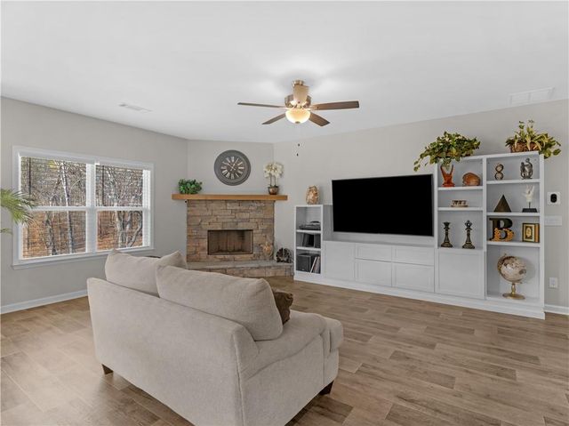 252 Masters Way, Athens, GA 30607