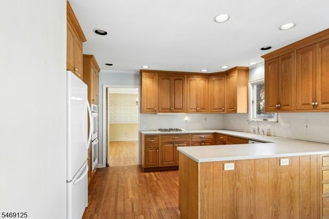 811 Cranford Ave, Westfield Town, NJ 07090