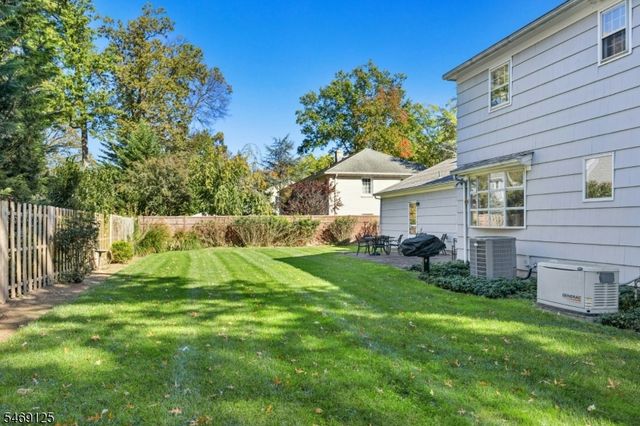 811 Cranford Ave, Westfield Town, NJ 07090