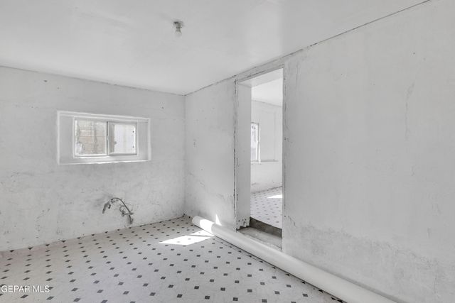 720 Johnson Street, Fabens, TX 79838