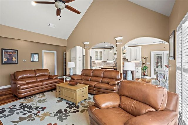 117 Sharp Mountain Crk, Ball Ground, GA 30107