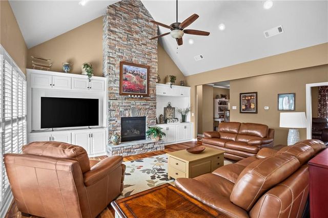 117 Sharp Mountain Crk, Ball Ground, GA 30107