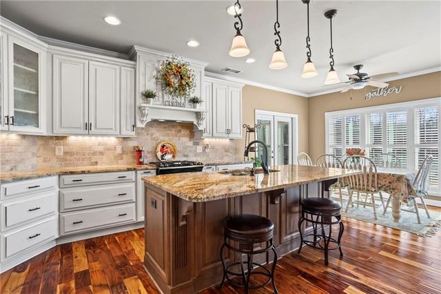 117 Sharp Mountain Crk, Ball Ground, GA 30107