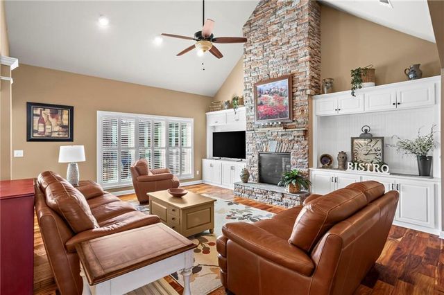 117 Sharp Mountain Crk, Ball Ground, GA 30107