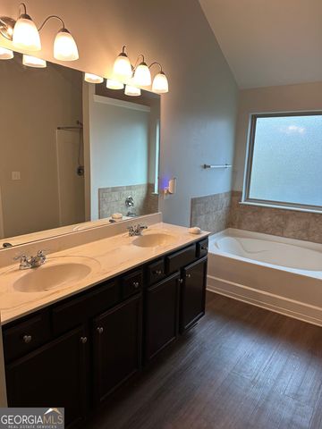 1565 Potomac Court, Atlanta, GA 30349