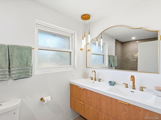 4000 S Spruce Street, Denver, CO 80237