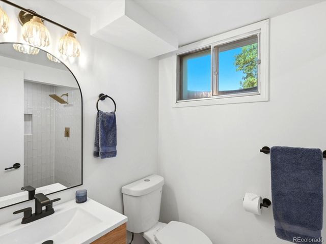 4000 S Spruce Street, Denver, CO 80237