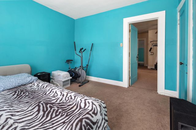 1149 Sumner Avenue, Schenectady, NY 12309