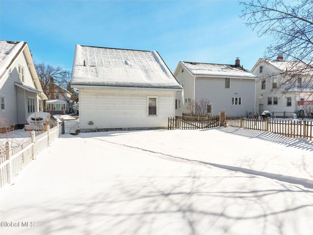 1149 Sumner Avenue, Schenectady, NY 12309