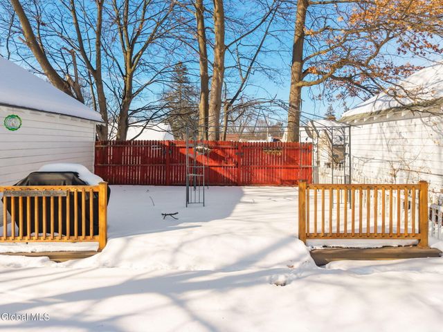 1149 Sumner Avenue, Schenectady, NY 12309