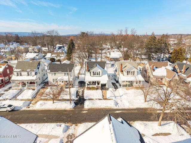 1149 Sumner Avenue, Schenectady, NY 12309