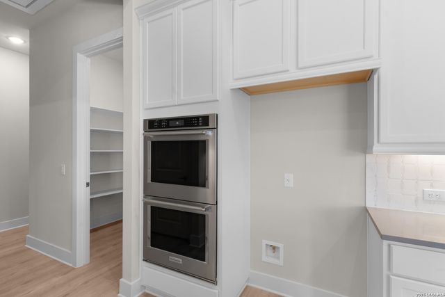 10149 N HEINICHEN, San Antonio, TX 78254