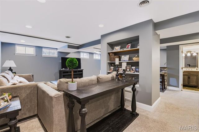 209 Harbour Pointe Drive, Grover, MO 63040