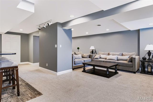209 Harbour Pointe Drive, Grover, MO 63040