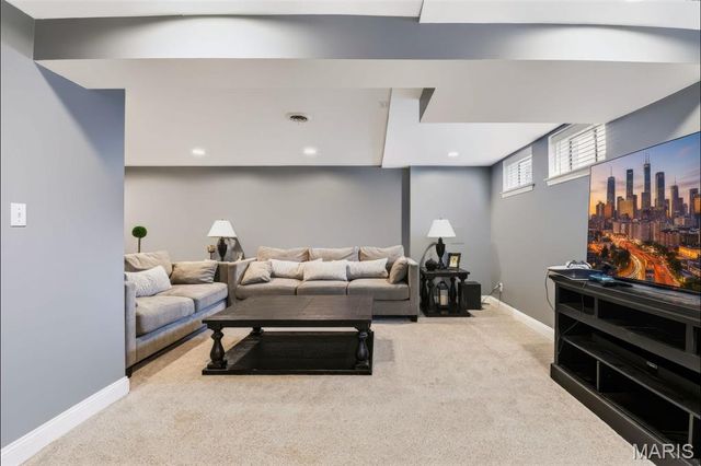 209 Harbour Pointe Drive, Grover, MO 63040