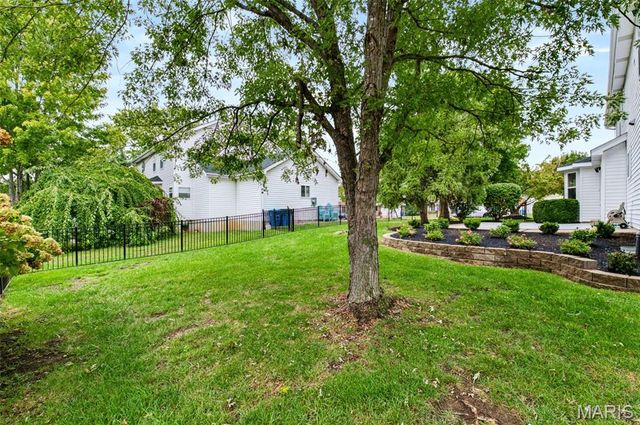 209 Harbour Pointe Drive, Grover, MO 63040