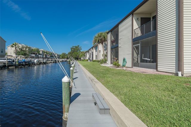 372 MOORINGS COVE DRIVE 372, Tarpon Springs, FL 34689